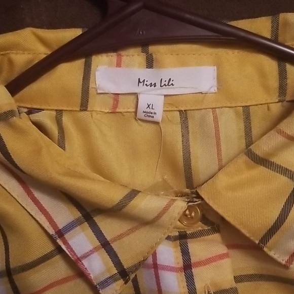 Crop Top - Picture 2 of 4